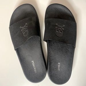 Black soulcycle slides